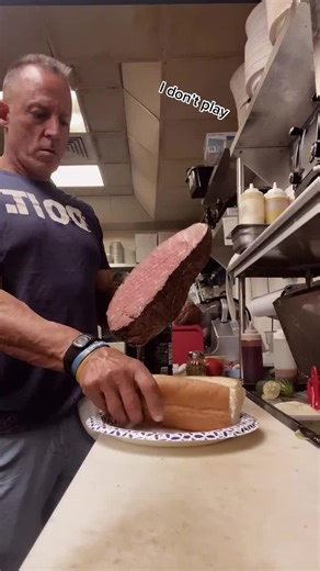 Medium rare ! #ShowYourGlow #rare