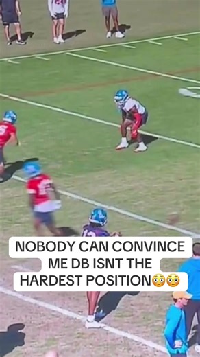 THE HARDEST POSITION IN ALL SPORTS😳 #americanfootball #defensiveback #cornerback