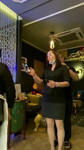 176K views · 3.7K reactions | Quick body CLM adjustment for Fans spotted Master Chris in “My Tradisi” ❤️ Part 1 #Masterchrisleong #bonesetting #tittar #tabibtulang #clm #clmethod #sunwaydamasara #midvalley #drchris #datochris #跌打 #chris #datoserichris #setiaalam #sripetaling #bone #tulang #leong #梁潤江 #ampang | Chris Leong | Facebook