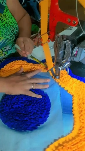 Tapete de flor azul com amarelo | Ludimila Sousa