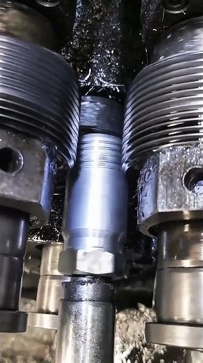 The Thread Rolling Process: Mass-Producing High-Strength Screws