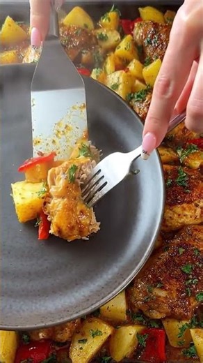 🍗🥔 Honey Garlic Chicken & Veggie Tray Bake 🥔🍗