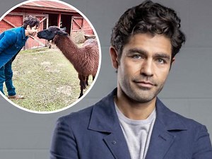 Entourage star Adrian Grenier ‘decided to change his entire life’: First look inside his 18-hectare ranch - realestate.com.au