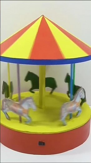 ♻️👍"Carrusel Giratorio de Cartón🎠¡Increíble Maqueta Casera!" #shorts #carrusel