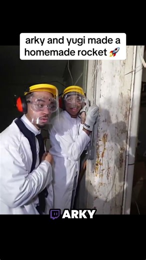 arky and yugi trying science experiments #yugi2x #arky #oscs #fyp