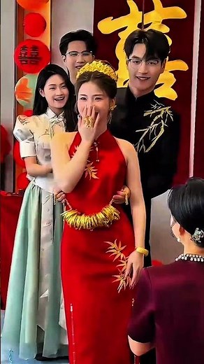 Chinese Couple’s Majestic Wedding Entry | Stunning Traditional Look