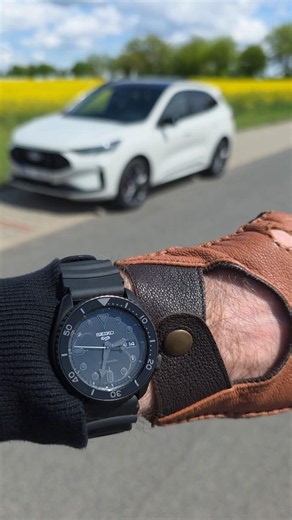 All-black Seiko 5 Sports SRPD79K1 & Ford Kuga HEV AWD – dark combo 🖤
