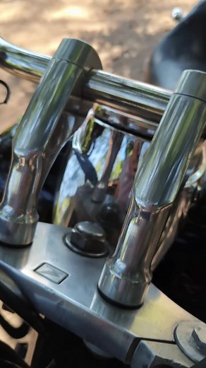 Explore the 2001 Honda Shadow Slasher Motorcycle