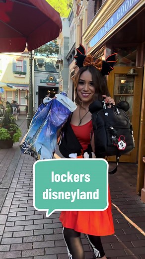 ¿Dónde Rentar Lockers en Disneyland?