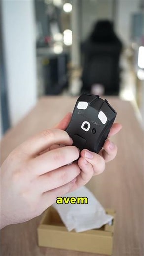 Astăzi facem unboxing la Razer Viper V3 Hyperspeed, un mouse din gama medie.