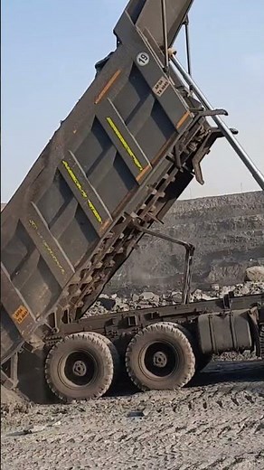 open cast ! Overburden Dumping operation || tripper || Mining operation