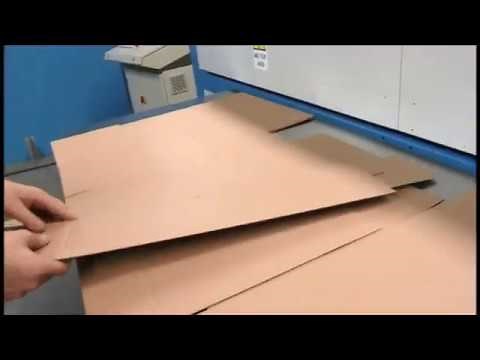 Jak probíhá výroba krabic z nekonečné lepenky na stroji PANOTEC?