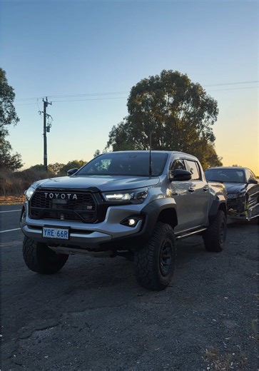 Toyota Hilux Tow Rig in Action: Performance and Power