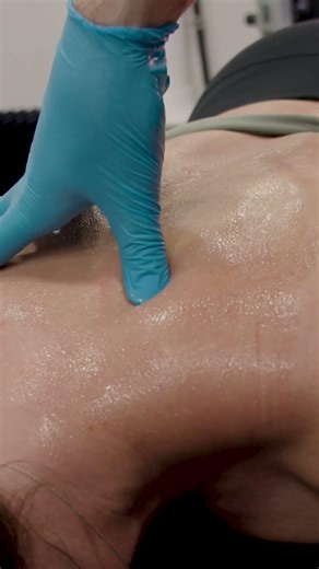 Instant pain relief for SHOULDER BLADES... #shorts