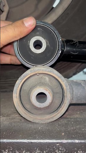 lower control arm bushing is broken solve suspension nosise 🛠️🚗