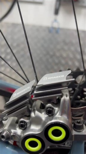 Can brake pads actually stay COLD? Brakco pads on Magura MT7 Brake Caliper #magura #mt7 #brakco