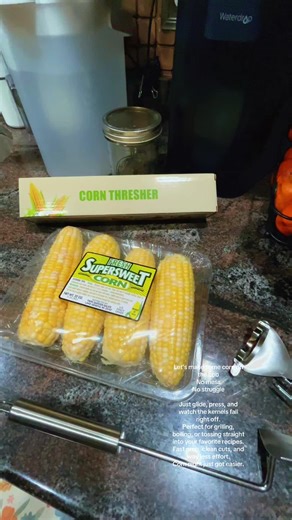 Let’s make some corn on the cob. No mess. No struggle. Just glide, press, and watch the kernels fall right off. Perfect for grilling, boiling, or tossing straight into your favorite recipes. Fast prep, clean cuts, and way less effort. Corn night just got easier.