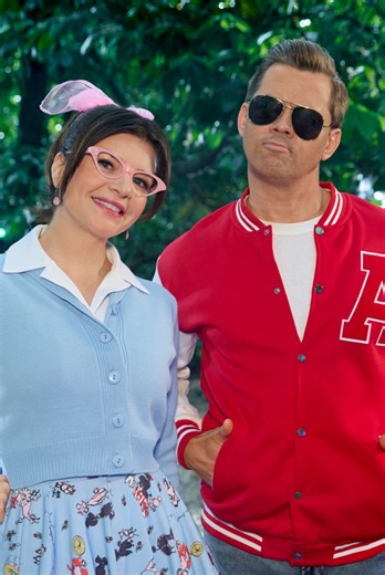 Tricks *and* treats! 🎃 The Great American Baking Show: Celebrity Halloween featuring Leslie Jones, Adam Pally, Patton Oswalt and Rachel Dratch is now streaming free on the Roku Channel. #AmericanBakingShow | The Roku Channel