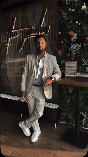 CapCut & Austrian Vibes: Pakistan Connection