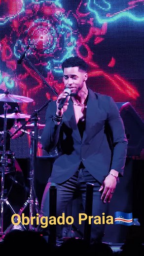 Buguin Martins 12 Anos Carreira in Praia Sábado, 29/Março/2025 Obrigado a todos pela presença 🙏 @maioresfas | Buguin Martins