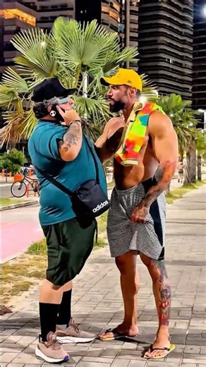 DEU BRIGA TODO MUNDO PAROU PRA ASSISTIR #shorts #humor