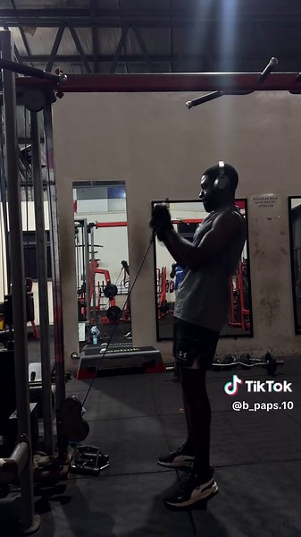 Medical students getting jacked🫡#creatorsearchinsights #routine