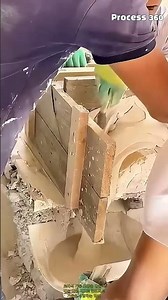 로마식 콘크리트 기둥 성형 작업: 나무 지그 활용 공정 #worker #process #concrete #mold #construction