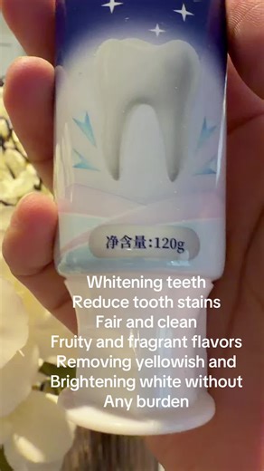 Stain-Removing Toothpaste for Bright White Teeth