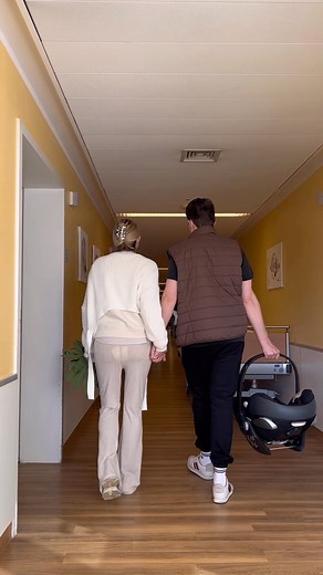 Lisa Walser on Instagram: "Wir haben es geschafft 凉 #cominghome"