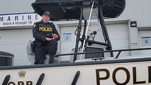 Getting out on the water? Make sure to check that your vessel and safety equipment are in good working order. The water is still cold, so please wear your life jacket. It could save your life. Not sure what's required? Check out Transport Canada's Safe Boating Guide: https://tc.canada.ca/sites/default/files/migrated/tp_511e.pdf #SafeBoatingAwarenessWeek #SBAW2022 | Ontario Provincial Police - Central Region