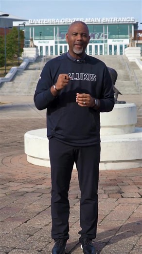 Welcome, Salukis! We're so happy to have you as part of our Saluki Family! | Southern Illinois University Carbondale