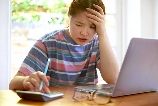 Why 26% of Americans Spend More Than They Earn