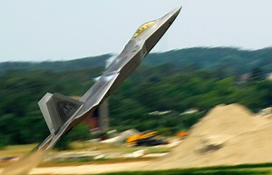 201K views · 4.6K reactions | F-22 Raptor vs Typhoon Eurofighter Display ✈ Aero-pictures ✈ | Aero-Pictures | Facebook