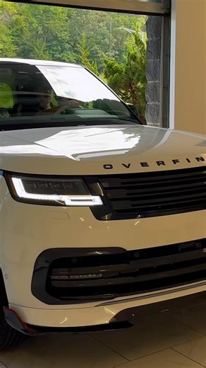 You ever seen one like this before? Custom Range Rover from Overfinch