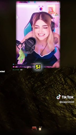 ROJO O AZUL? Xddddd 🤓☝🏼 #terror #humor #clips #twitch @💎Crystal Molly💎 @rivers