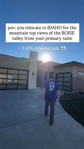 pov: you relocate to Idaho for the mountain top views of the Boise valley Just comment "VIEW" and I'll send you a link to this listing Just minutes from downtown Boise — this home sits high above the valley in Harris Ridge, Boise’s premier foothills community. Unobstructed mountain and city views, a chef’s kitchen with Wolf Sub-Zero appliances, and a primary suite that looks out over the Boise valley. Built by Boise Hunter Homes, this one’s all about quiet luxury and Idaho scenery — where every 