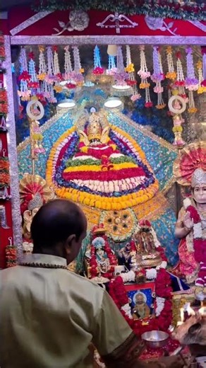 subha subha baba ki aarti ke darshan krte hai sabhi mile#youtubeshort #khatushyam #viralshort