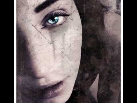 Queensrÿche - The Lady Wore Black