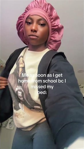 I loveee my bed #tiktok #relatable #comfy #tiktok #bed