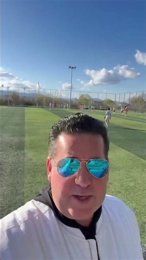 Ο πρόεδρος πήγε στην Σκεντερμπέου !!!⚽️⚽️⚽️