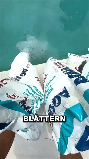 Warum man Chlortabletten nicht mit bloßen Händen anfassen sollte 🏊 #Schwimmbad #Poolwissen