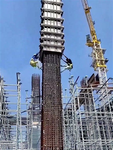 Sleeving process of reinforced concrete columns