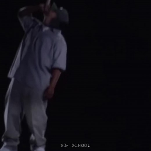 Eazy E Hologram Concert Experience: A Unique Tribute