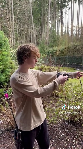 Reason we wear arm guards! #archery #armguard #archeryequipment #bow #archerylife #recurvearchery #recurvebow #bowandarrow #archer