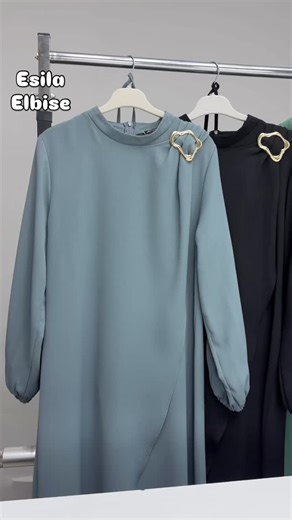 @moda_tesettur__ on Instagram: "🌺🌺 Esila Elbise 🌺🌺 🪷Kod 2031 🪷Yeşil gri siyah mor Laci 🪷1 beden 42 🪷2 beden 44 🪷3 beden 46 🪷4 beden 48 🪷5 beden 50 🪷6 beden 52 uyumlu 🪷Krep kumaştır 🪷Bilek lastiklidir 🪷Tek omuz taş detaylı 🪷Önden kapaklı 🪷Belden bağlamalı 🪷Arkadan fermuarlı 🪷Elbise boy 148 cm Ürünlerimizde iade yoktur beden değişimi mevcuttur Kargo ve kapıda ödeme ücretsiz 🪷1 beden ölçü Pazu 50 cm Göğüs 108 cm Basen 124 cm 🪷2 beden ölçü Pazu 52 cm Göğüs 112 cm Basen 128 cm 🪷