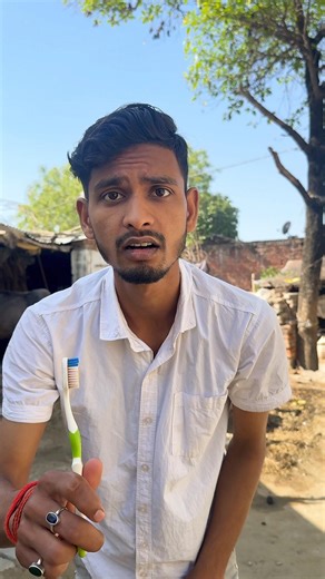 Chotu toothpast khayega ye brush Mercedes built the CLR GTR at $2.5M — only a few lucky drivers ever