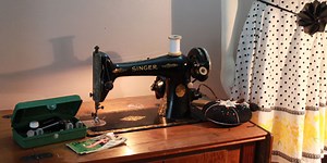 Vintage Singer Buttonholer Tool Demonstration - Craftcore