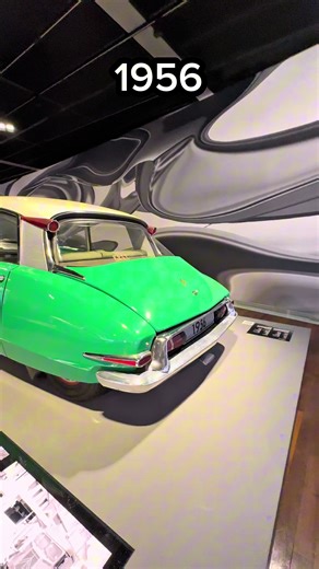 1956. Aus der Zukunft. 🛸 #cartok #automotive #citroen #autos #oldtimer