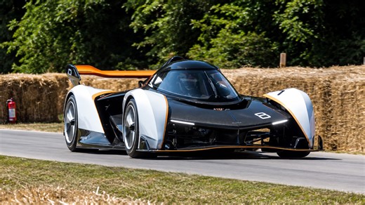 McLaren Solus GT speeds ahead with its fierce engine sound