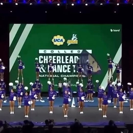 University of Washington on Instagram: "@uw_spirit IS THIRD IN THE NATION 🥉"